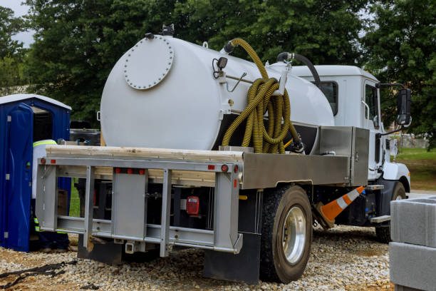 Portable Toilet Options We Offer in Marceline, MO